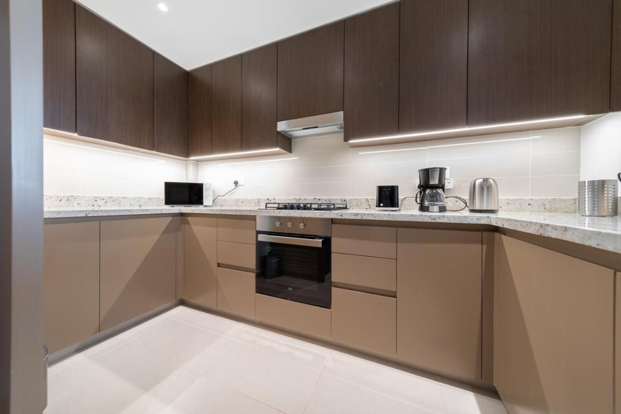Eden'S Homes & Villas - Blvd Heights Dubai Bagian luar foto